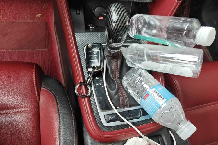 Used MG 6 2019 20T Automatic Trophy 10th Anniversary Edition Gear Lever