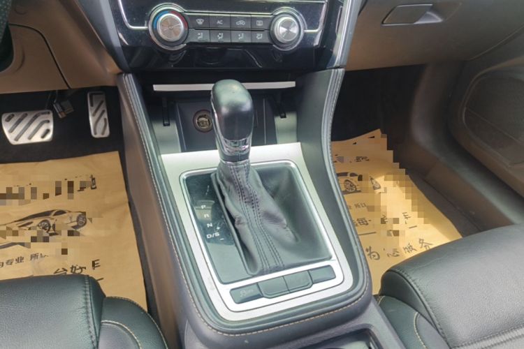 Used MG 6 2019 20T Automatic Sport Edition Gear Lever