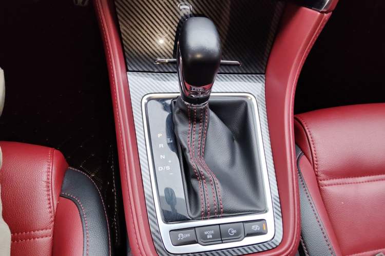Used MG 6 2019 20T Automatic Trophy Racing Edition + Sporty Rear Exhaust Racing Kit Gear Lever