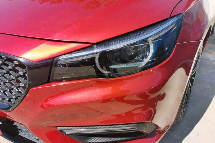 Used MG 6 2019 20T Automatic Trophy Racing Edition + Sporty Rear Exhaust Racing Kit Left Front Headlight