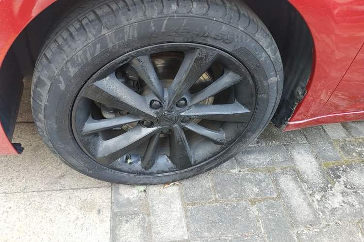 Used MG 6 2019 20T Automatic Starlight Edition Left Front Wheel Hub