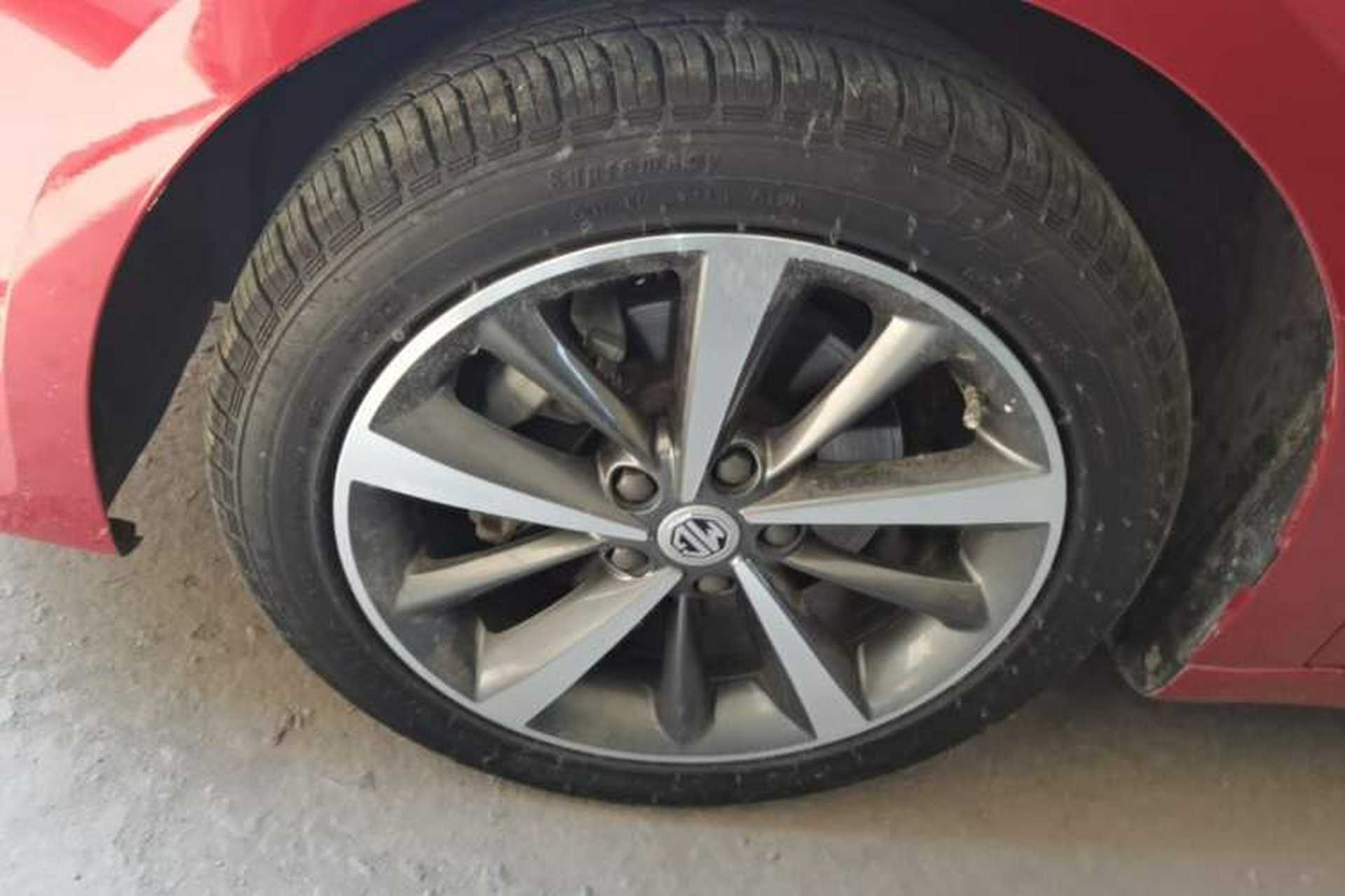 Used MG 6 2019 20T Manual Sport Edition Left Front Wheel Hub