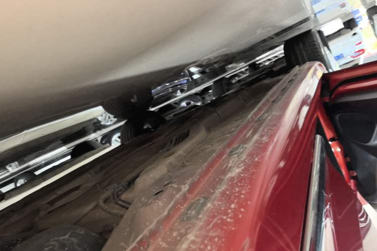 Used MG 6 2019 20T Automatic Sport Edition Left Side Sill
