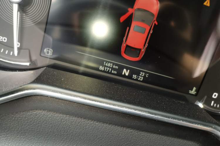 Used MG 6 2019 20T Automatic Trophy Competition Edition + BOSE Luxury Sound System Package Odometer Close Up