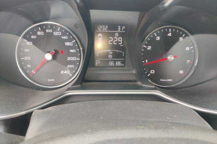 Used MG 6 2019 20T Automatic Sport Edition Odometer Close Up