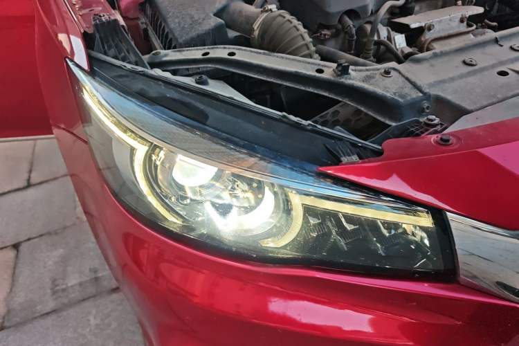 Used MG 6 2019 20T Automatic Sport Edition Right Front Headlight