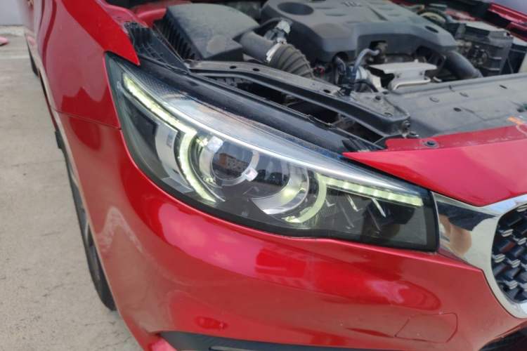 Used MG 6 2019 20T Automatic Starlight Edition Right Front Headlight