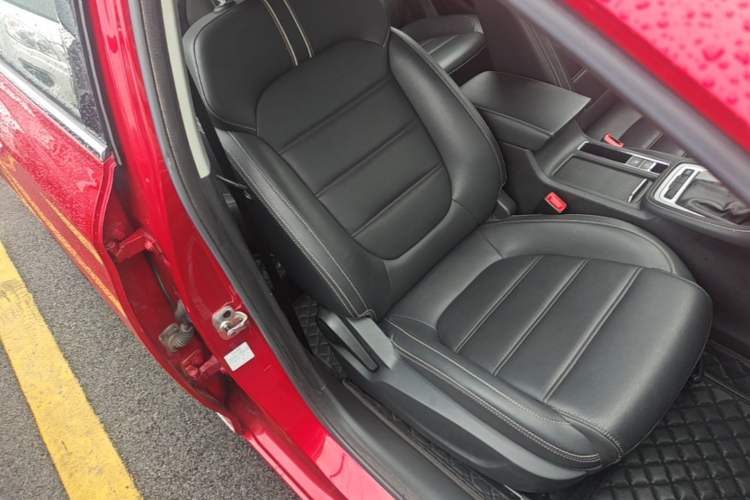 Used MG 6 2019 20T Automatic Sport Edition Right Front Seat