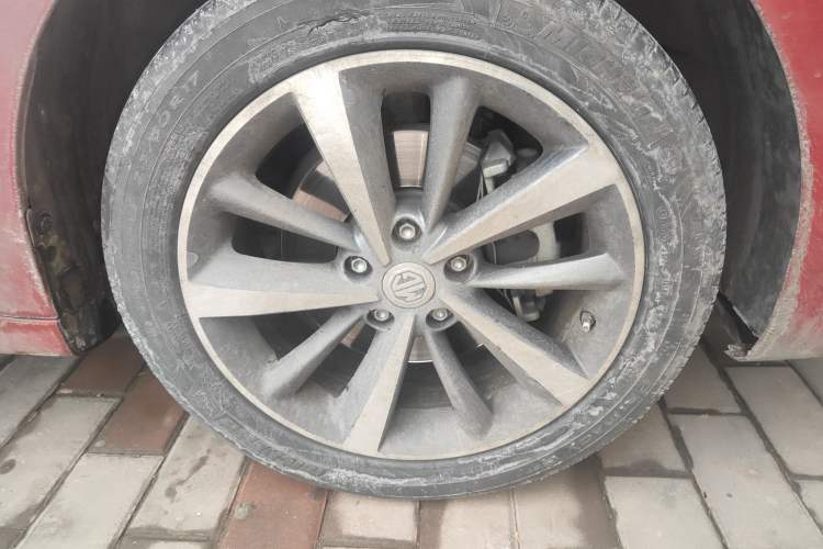 Used MG 6 2019 20T Automatic Starlight Edition Right Front Wheel Hub