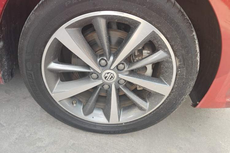 Used MG 6 2019 20T Automatic Starlight Edition Right Front Wheel Hub