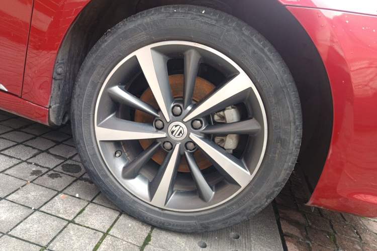 Used MG 6 2019 20T Manual Sport Edition Right Front Wheel Hub