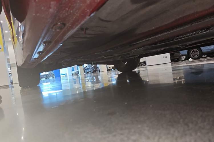 Used MG 6 2019 20T Automatic Starlight Edition Right Side Sill
