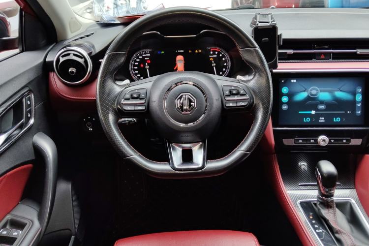 Used MG 6 2019 20T Automatic Trophy Racing Edition + Sporty Rear Exhaust Racing Kit Steering Wheel