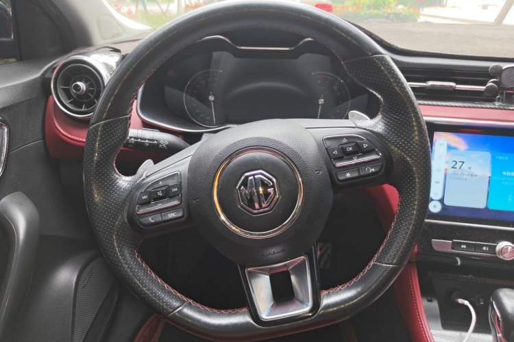 Used MG 6 2019 20T Automatic Trophy Competition Edition + BOSE Luxury Sound System Package Steering Wheel