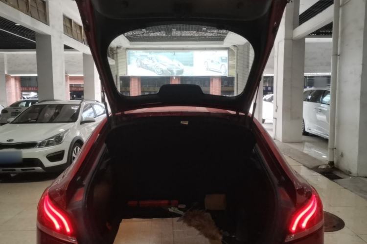 Used MG 6 2019 20T Automatic Sport Edition Trunk