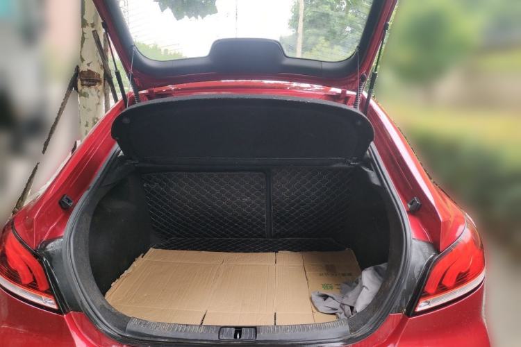 Used MG 6 2019 20T Automatic Sport Edition Trunk