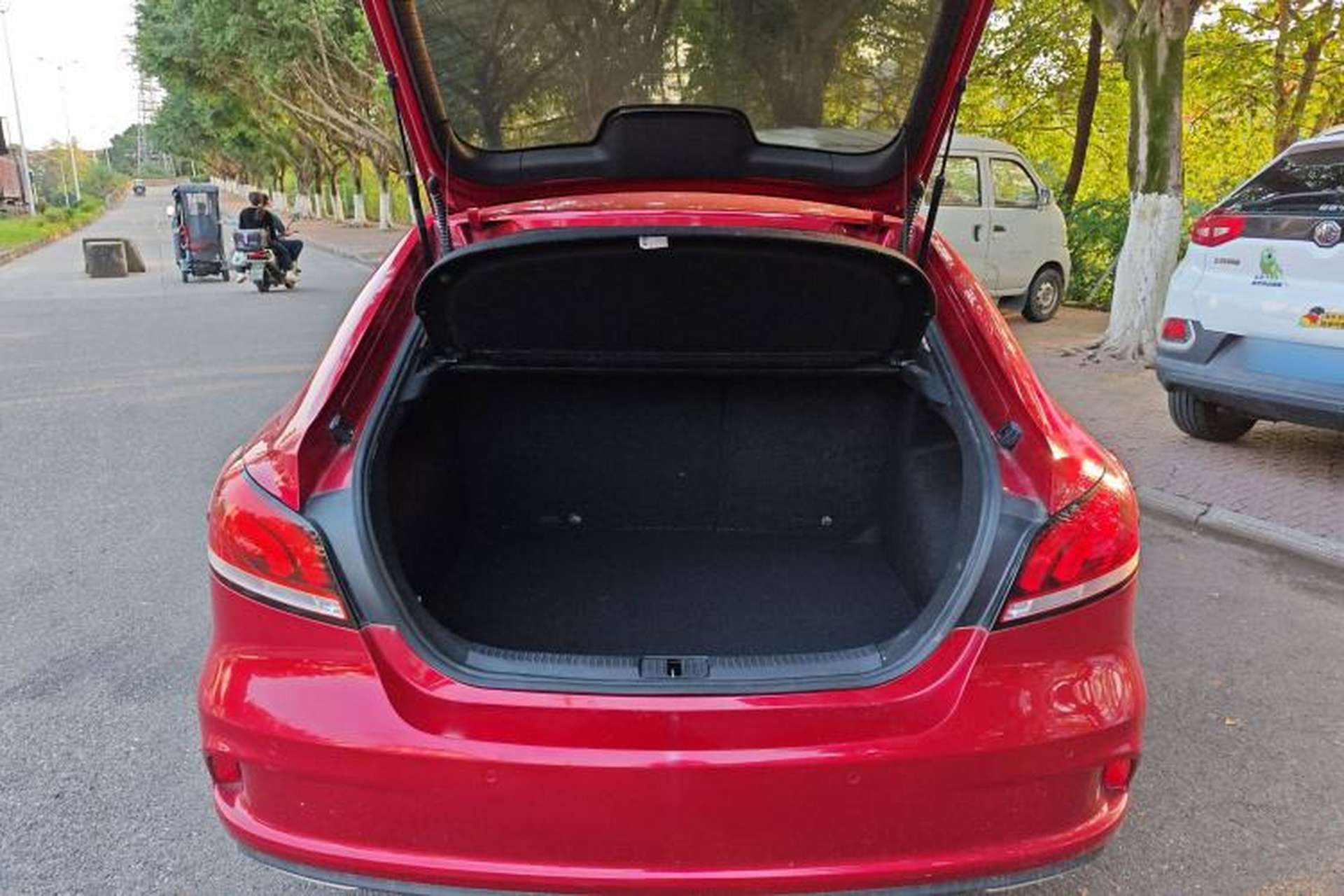 Used MG 6 2019 20T Automatic Sport Edition Trunk