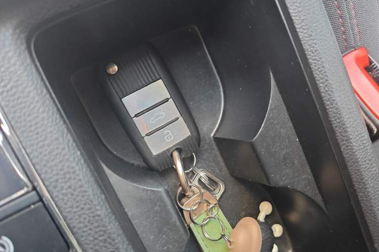 Used MG 6 2019 20T Automatic Starlight Edition Vehicle Key
