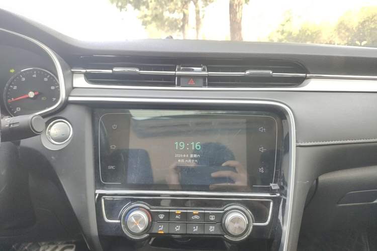 Used MG 6 2019 20T Automatic Sport Edition Audio And AC Panel