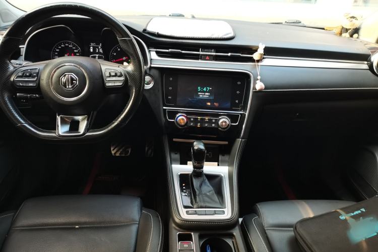 Used MG 6 2019 20T Automatic Sport Edition Center Console
