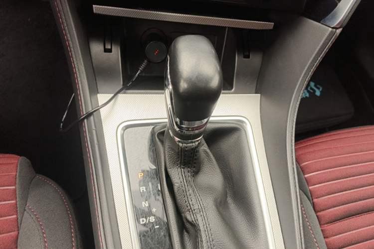 Used MG 6 2019 20T Automatic Starlight Edition Gear Lever