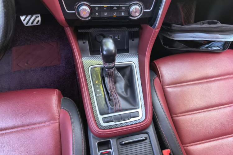 Used MG 6 2019 20T Automatic Trophy 10th Anniversary Edition Gear Lever