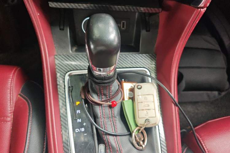 Used MG 6 2019 20T Automatic Trophy Competition Edition + BOSE Luxury Sound System Package Gear Lever
