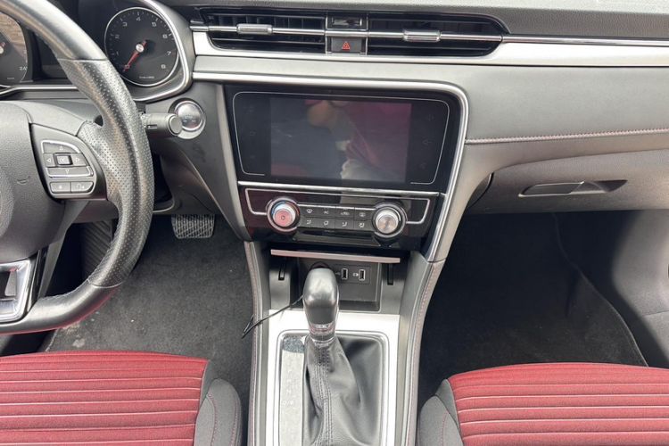 Used MG 6 2019 20T Automatic Starlight Edition Interior 3