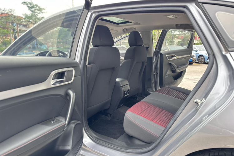 Used MG 6 2019 20T Automatic Starlight Edition Interior 4