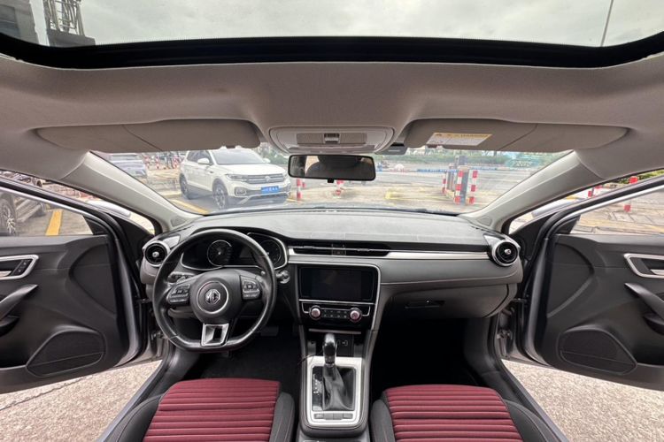 Used MG 6 2019 20T Automatic Starlight Edition Interior 5
