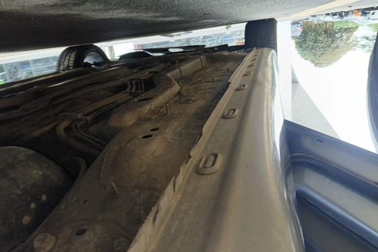 Used MG 6 2019 20T Automatic Starlight Edition Left Side Sill