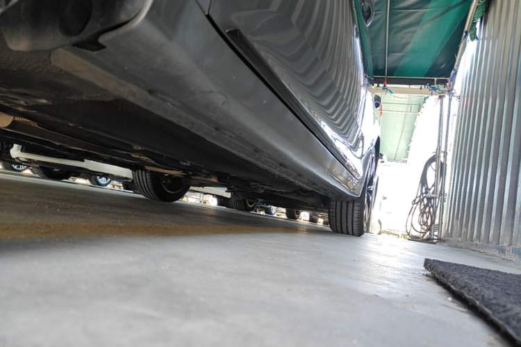 Used MG 6 2019 20T Automatic Trophy 10th Anniversary Edition Left Side Sill