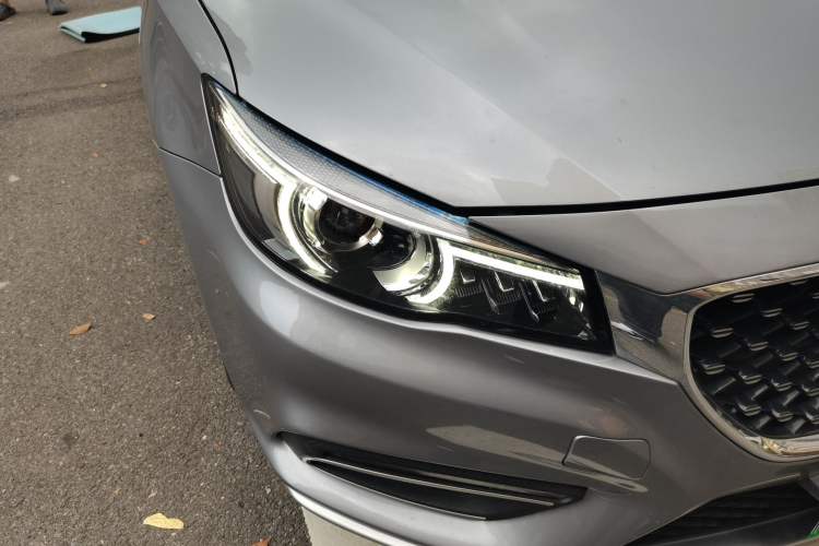 Used MG 6 2019 20T Automatic Sport Edition Right Front Headlight