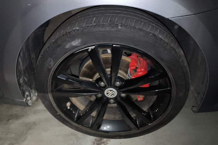 Used MG 6 2019 20T Manual Trophy High-Speed Edition Right Front Wheel Hub