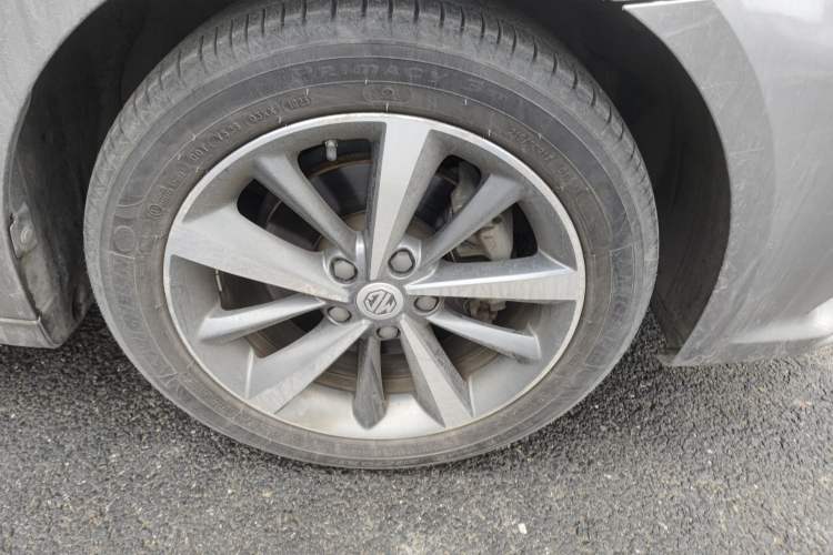 Used MG 6 2019 20T Automatic Starlight Edition Right Front Wheel Hub