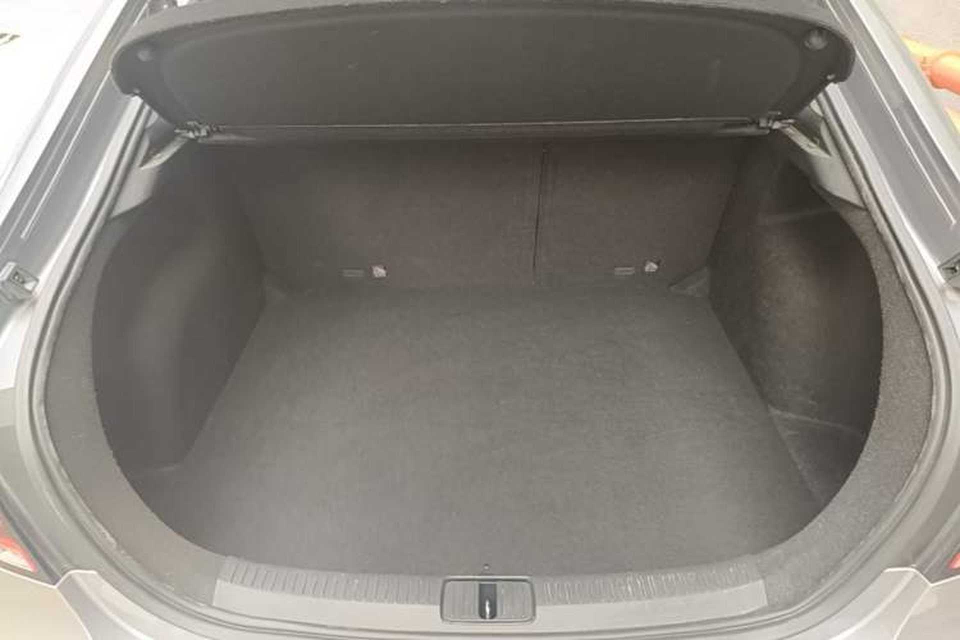 Used MG 6 2019 20T Automatic Starlight Edition Trunk