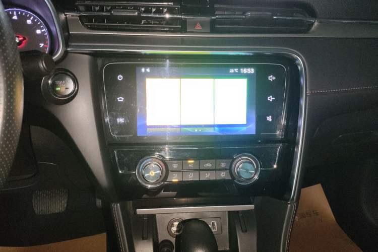 Used MG 6 2019 20T Automatic Starlight Edition Audio And AC Panel