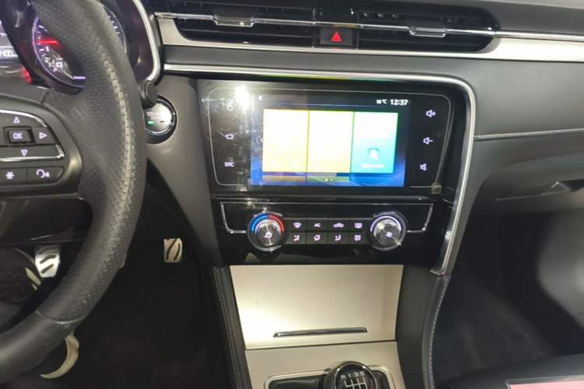 Used MG 6 2019 20T Manual Sport Edition Audio And AC Panel