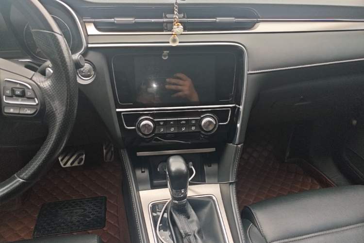 Used MG 6 2019 20T Automatic Sport Edition Audio And AC Panel