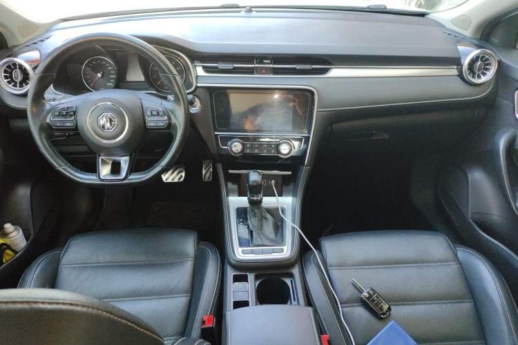 Used MG 6 2019 20T Automatic Sport Edition Center Console