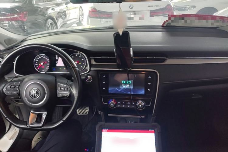 Used MG 6 2019 20T Automatic Sport Edition Center Console