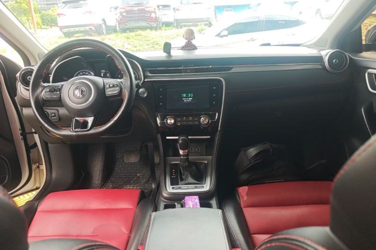 Used MG 6 2019 20T Automatic Starlight Edition Center Console