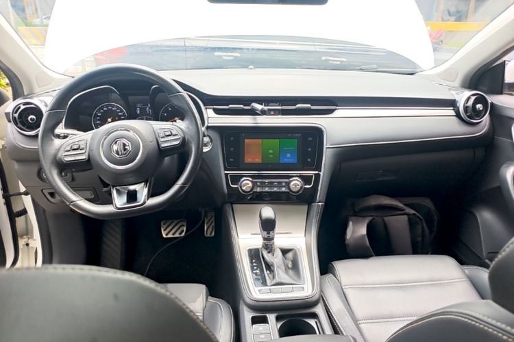Used MG 6 2019 20T Automatic Sport Edition Center Console