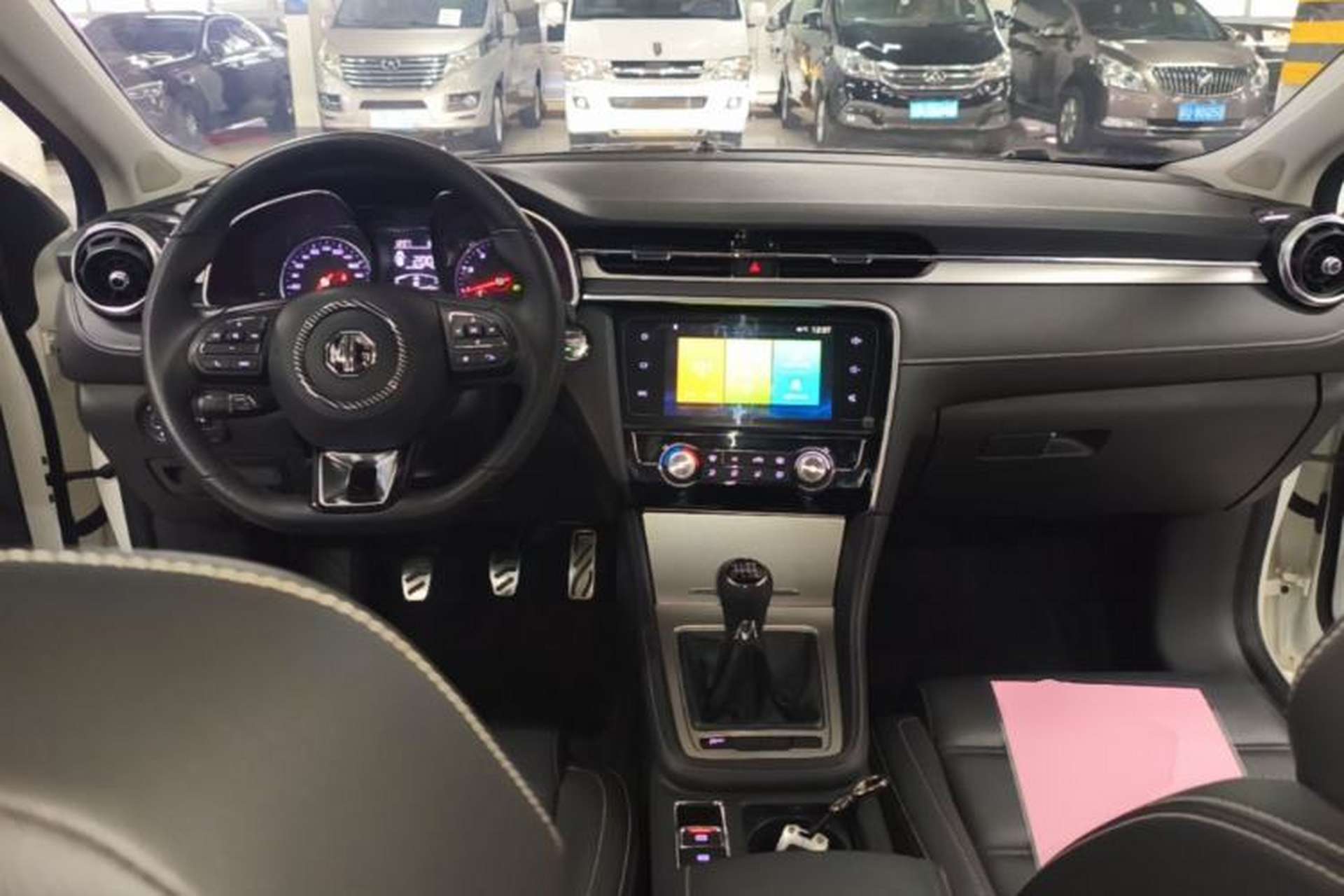 Used MG 6 2019 20T Manual Sport Edition Center Console