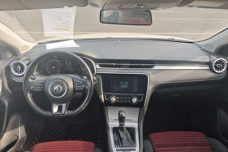 Used MG 6 2019 20T Automatic Starlight Edition Center Console