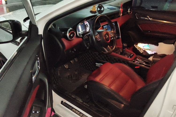 Used MG 6 2019 20T Manual Trophy High-Speed Edition Driver Seat