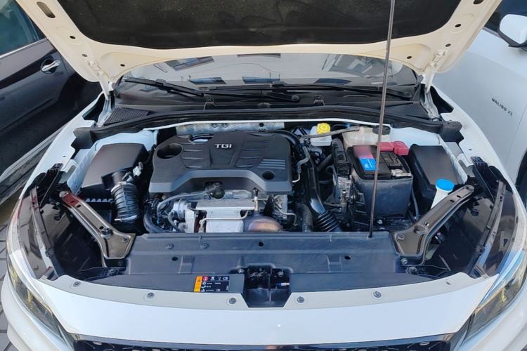 Used MG 6 2019 20T Automatic Trophy 10th Anniversary Edition Engine Bay