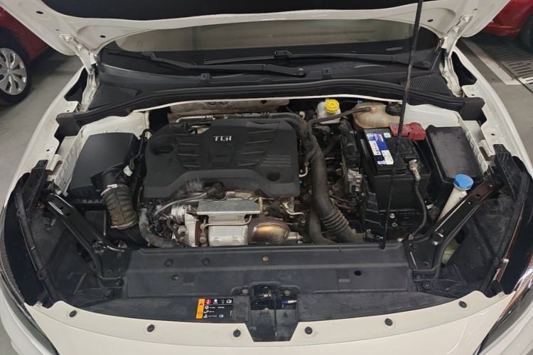 Used MG 6 2019 20T Automatic Starlight Edition Engine Bay