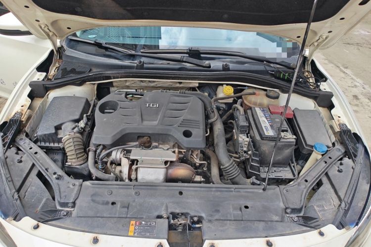 Used MG 6 2019 20T Automatic Starlight Edition Engine Bay
