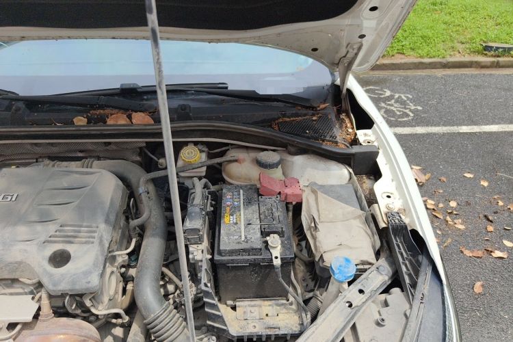 Used MG 6 2019 20T Automatic Starlight Edition Engine Bay Left
